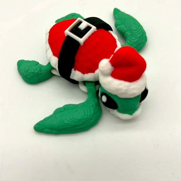 3D printed Santa Turtle 3”  Fidget Toy Fun Collectible Stress Re… - Picture 1 of 2